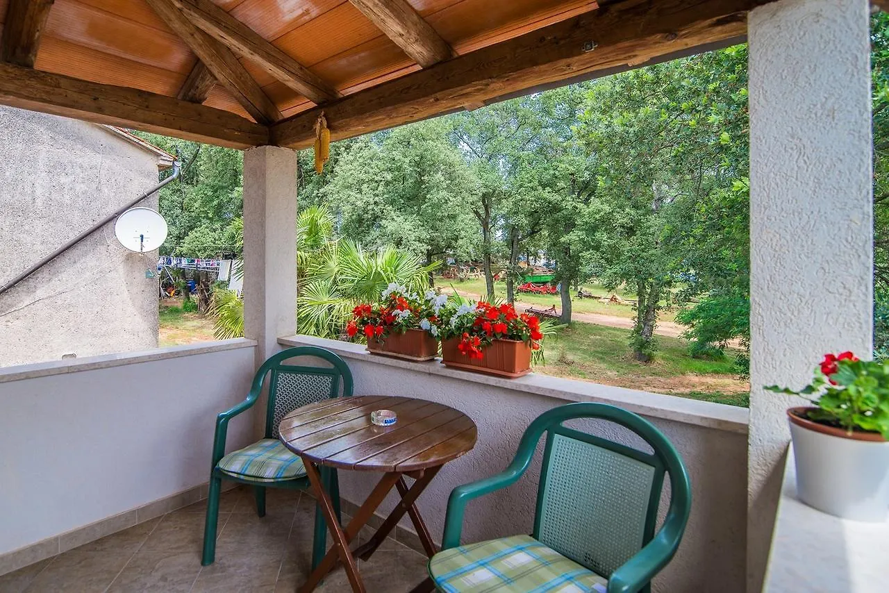 Apartment Nilda Valdi Sabadin Croatia
